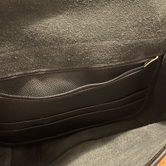 Dooney & Bourke Shoulder Bag - Picture 3 of 7